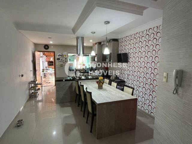 #V3445 - Sobrado para Venda em Santo André - SP