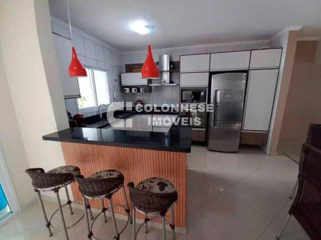 #V6296 - Casa para Venda em Santo André - SP